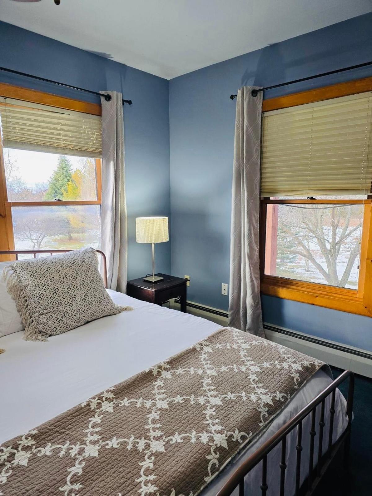 Point Au Roche Lodge Plattsburgh  Kültér fotó